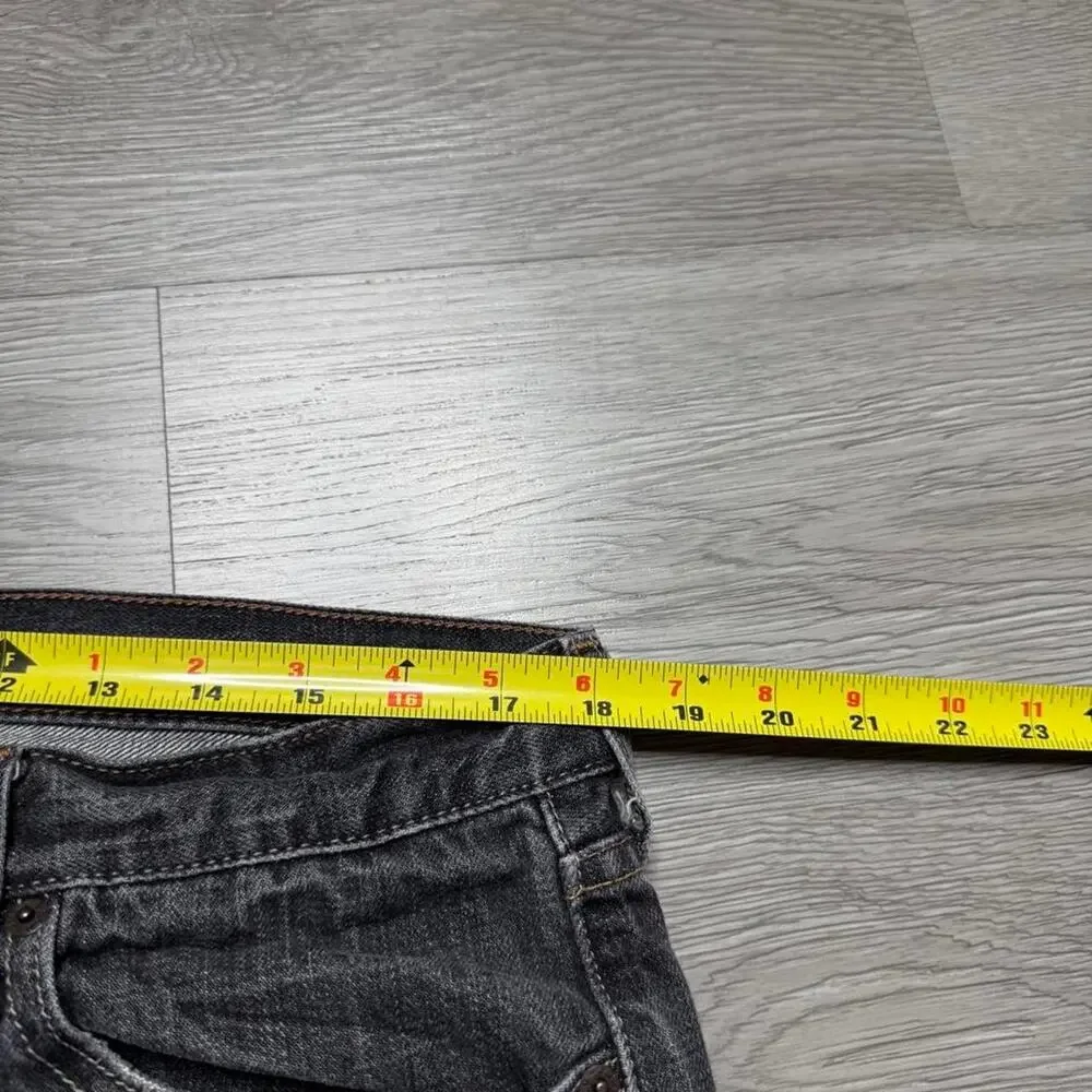 Vintage Y2K Levi’s Strauss 539 Vintage Straight Distressed Denim Jeans 36x32